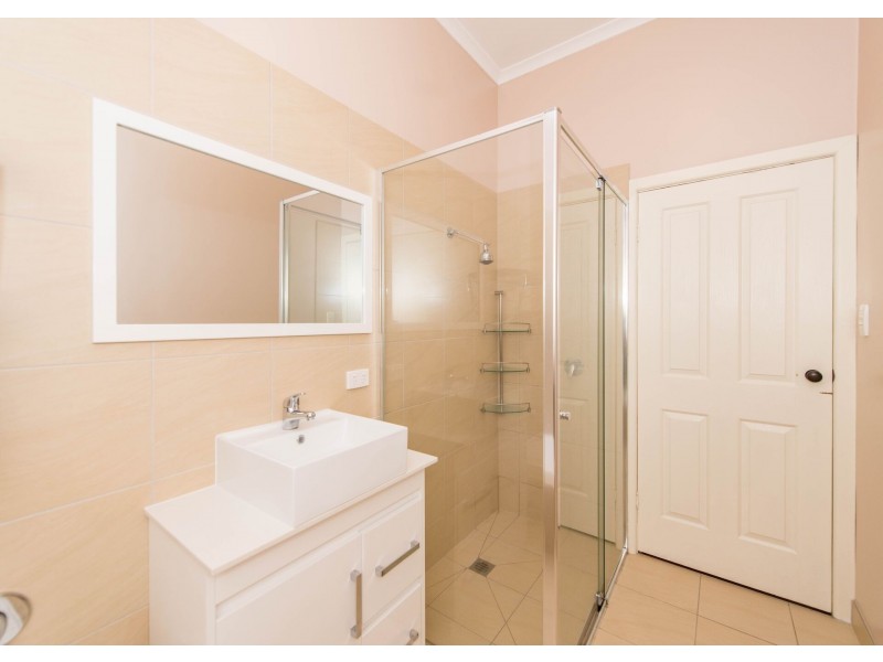 11 McDonald Street, Colac VIC 3250