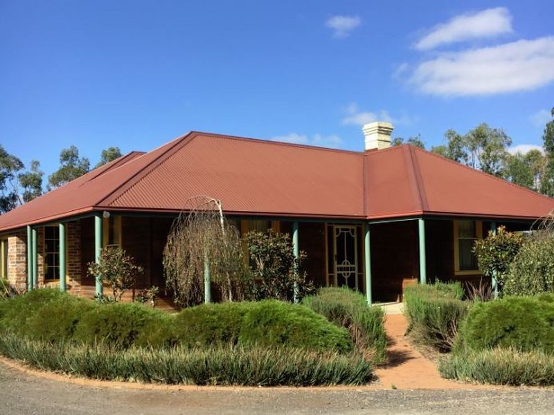 72 Aireys Street, Elliminyt VIC 3250