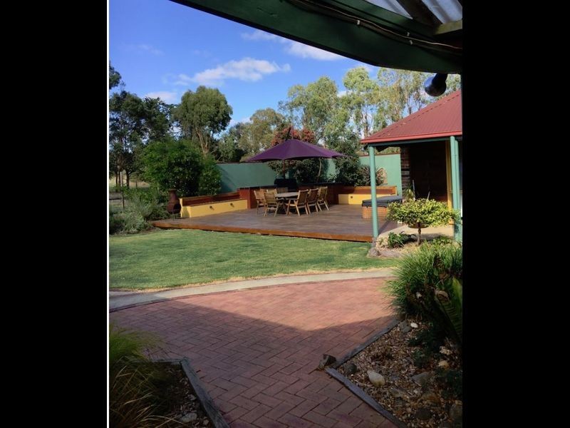 72 Aireys Street, Elliminyt VIC 3250