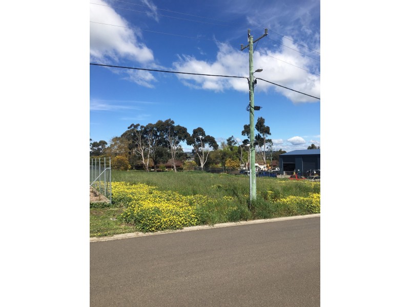 42 Hugh Murray Drive, Colac East VIC 3250