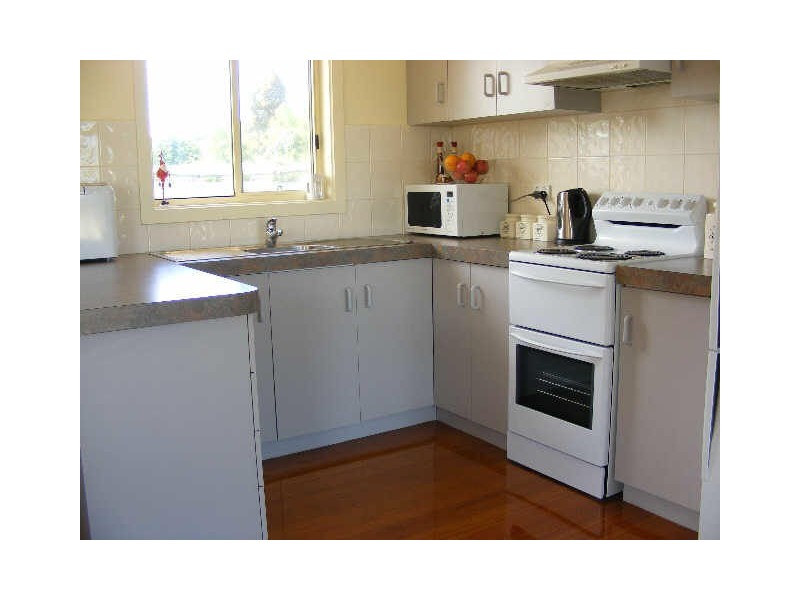 140 Armstrong Street, Colac VIC 3250