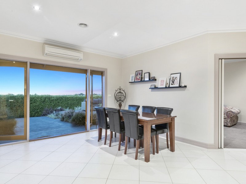 11 Beechy Court, Elliminyt VIC 3250