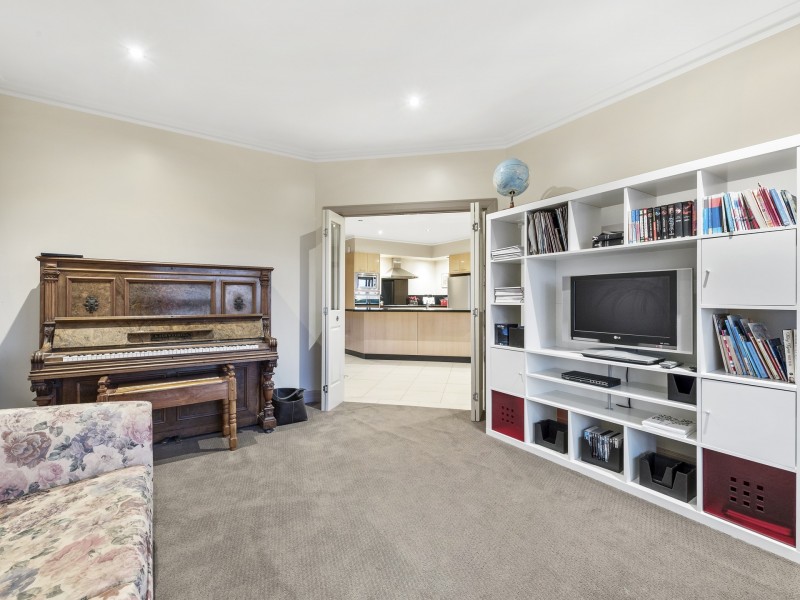 11 Beechy Court, Elliminyt VIC 3250