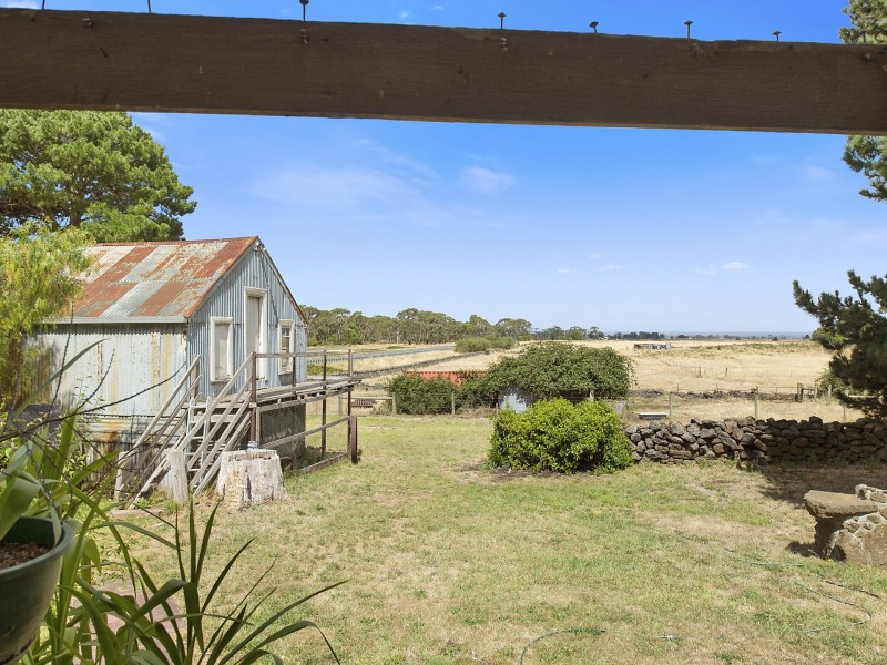 2545 Princes Highway, Pomborneit VIC 3260