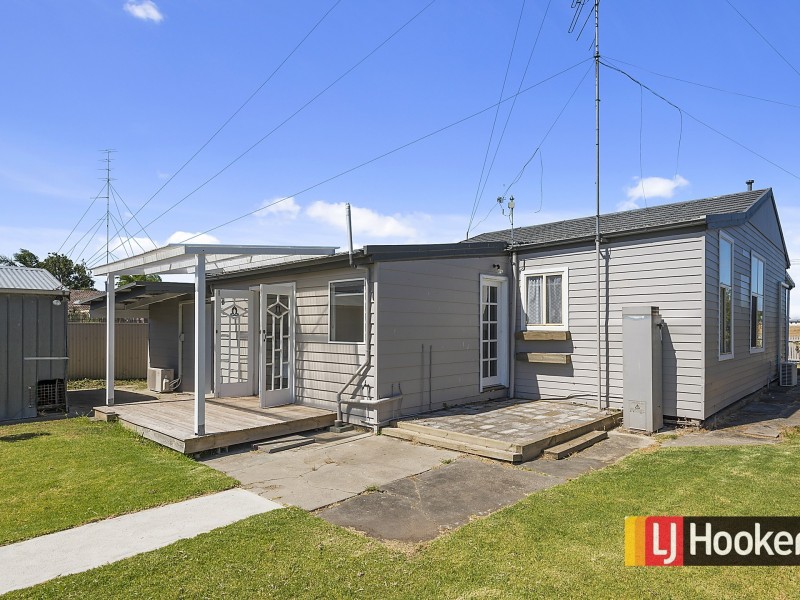 215 Sinclair St South, Colac VIC 3250