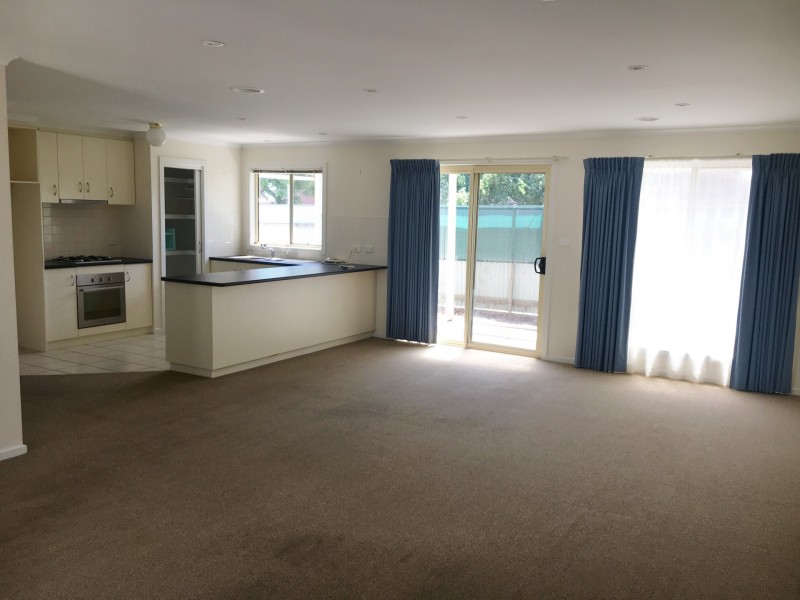 2/35 Skene Street, Colac VIC 3250