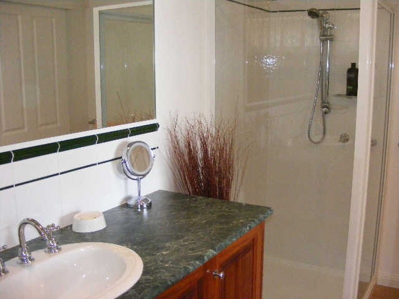 182 Pound Road, Elliminyt VIC 3250