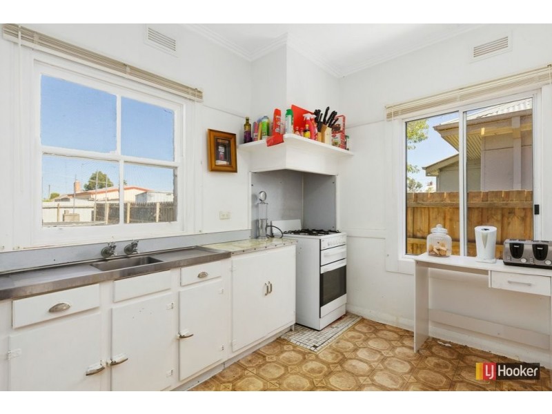 3 Johnstone Cresent, Colac VIC 3250