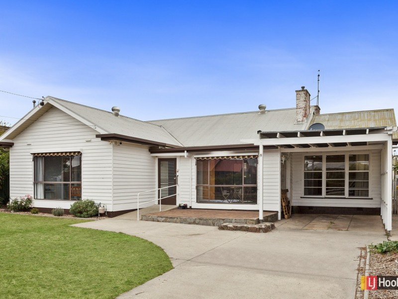 8 Adrian Street, Colac VIC 3250