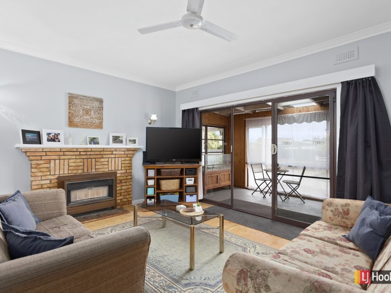 8 Adrian Street, Colac VIC 3250