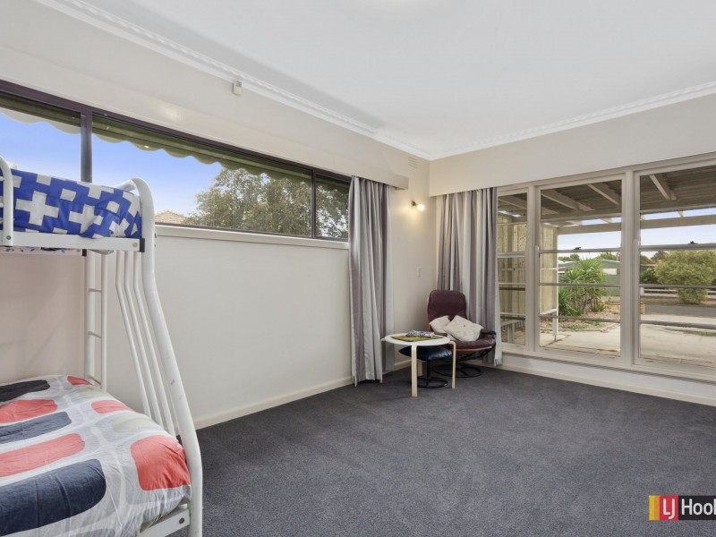 8 Adrian Street, Colac VIC 3250