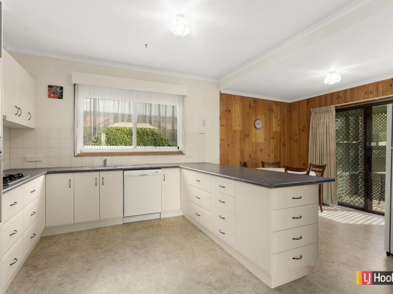 33 Calvert Street, Colac VIC 3250