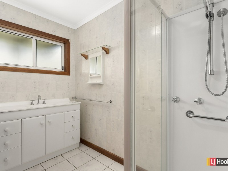 33 Calvert Street, Colac VIC 3250