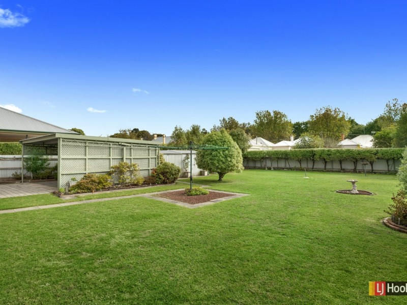33 Calvert Street, Colac VIC 3250