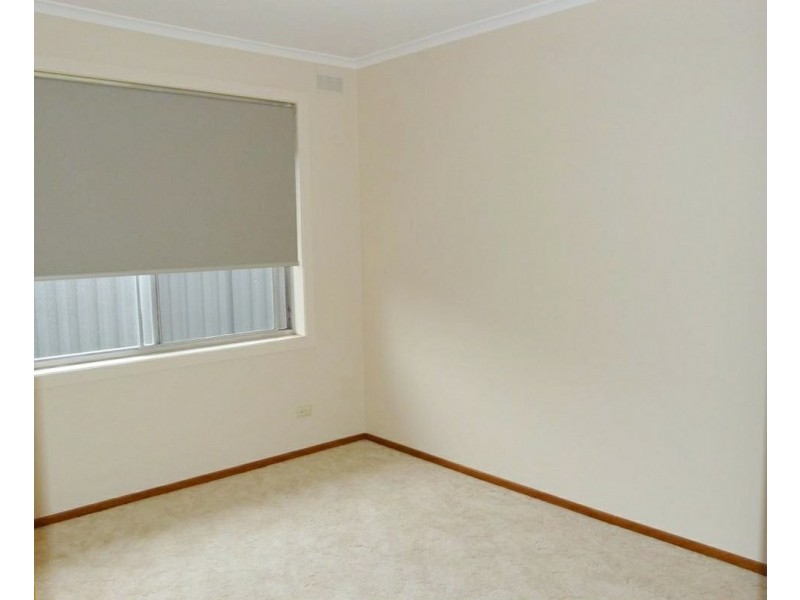 2 John Crescent, Colac VIC 3250