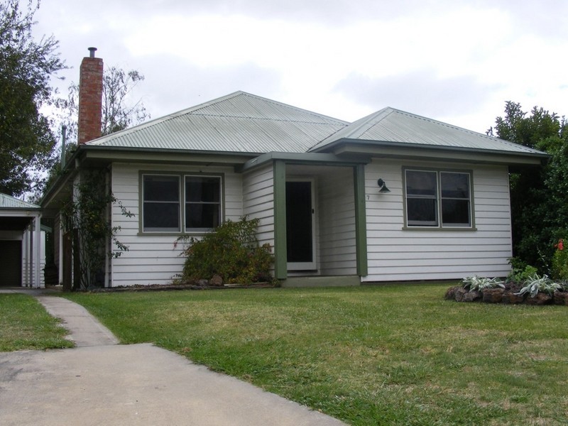 7 Nankivell Street, Colac VIC 3250