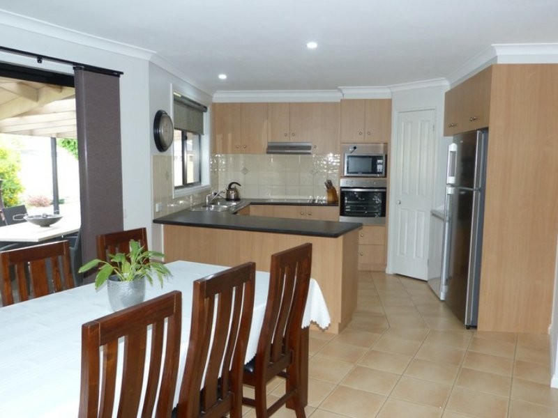 1-3 Deloraine Ct, Elliminyt VIC 3250