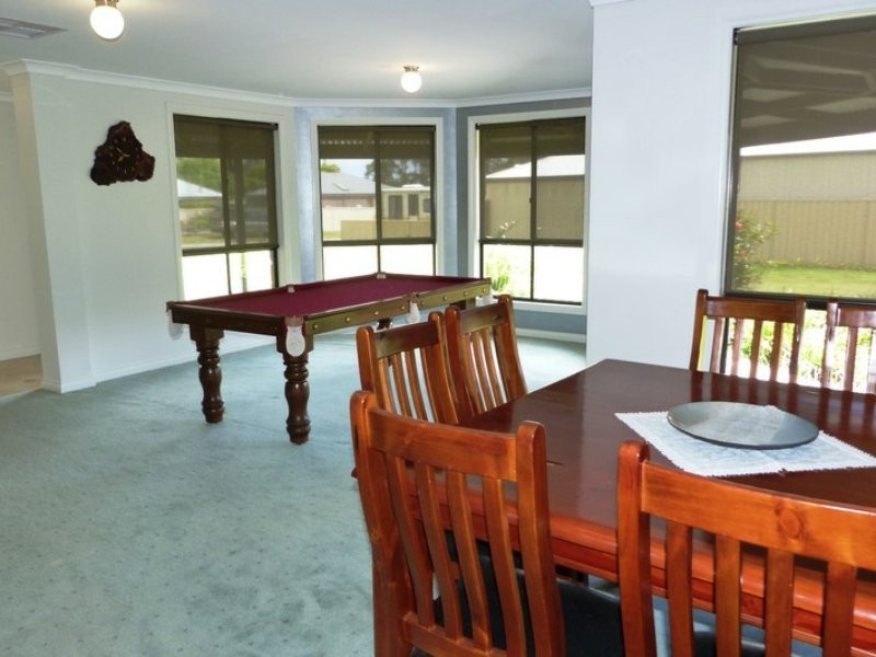 1-3 Deloraine Ct, Elliminyt VIC 3250