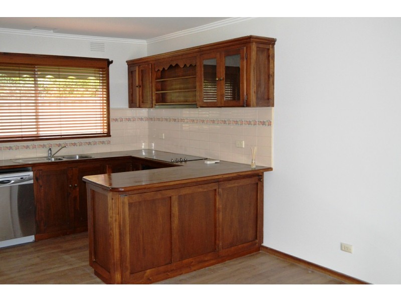 2/10 Pollack Street, Colac VIC 3250