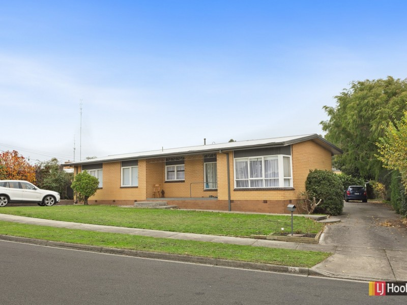 15 Quamby Avenue, Colac VIC 3250