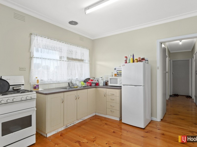 15 Quamby Avenue, Colac VIC 3250