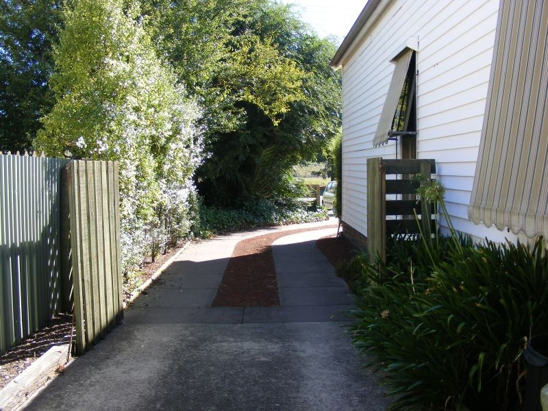 14 Wallace Street, Colac VIC 3250