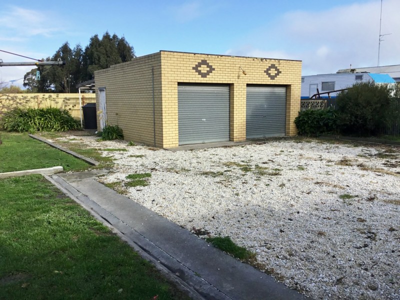76 Wallace Street, Colac VIC 3250