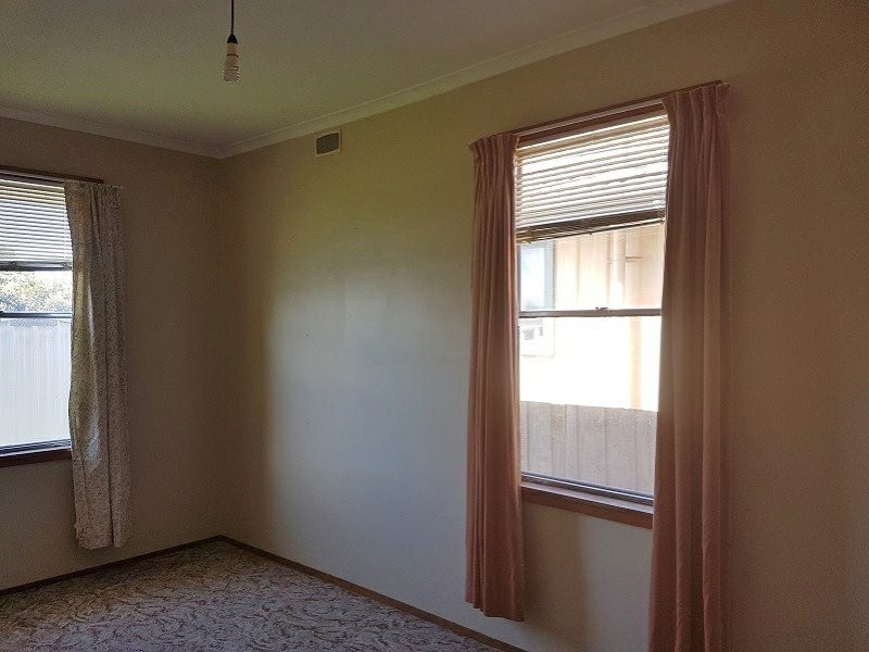 73 Moore Street, Colac VIC 3250