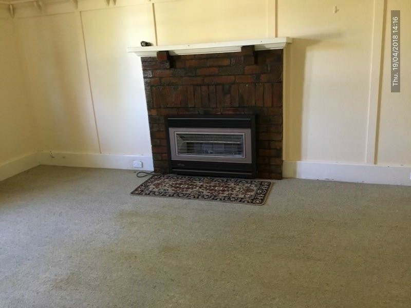 23 Moore Street, Colac VIC 3250