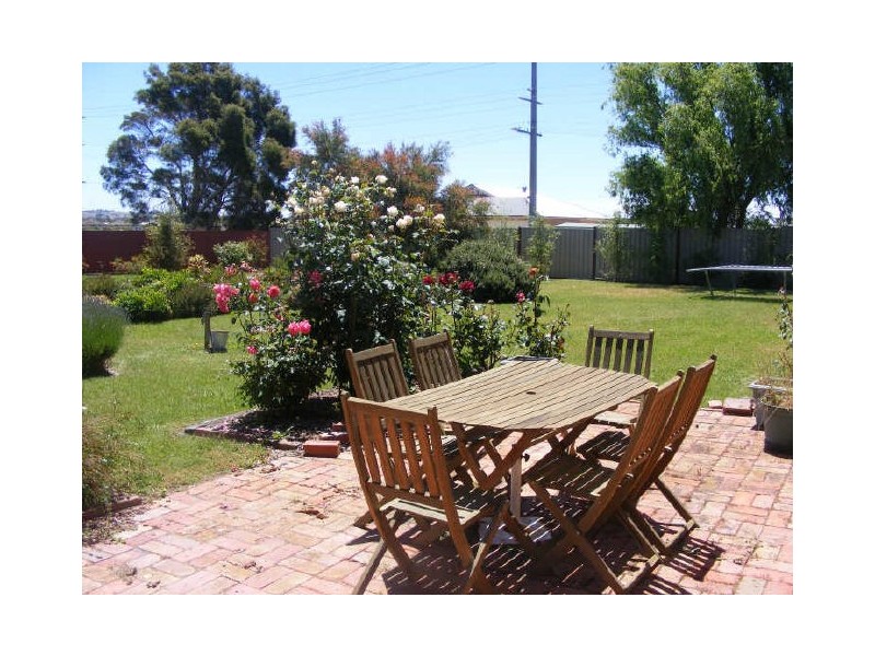 197 Armstrong Street, Colac VIC 3250