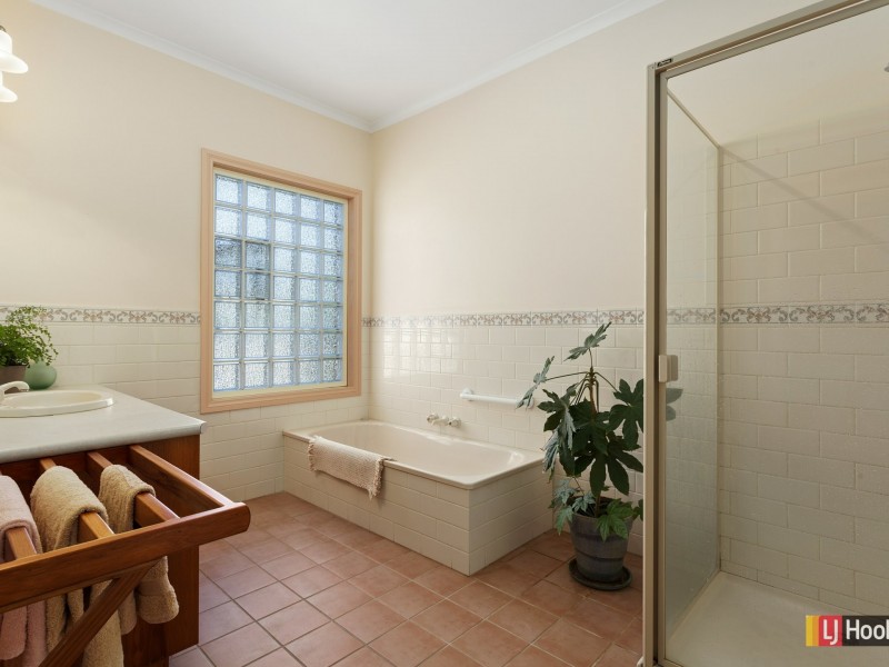 8 Queen St, Colac VIC 3250