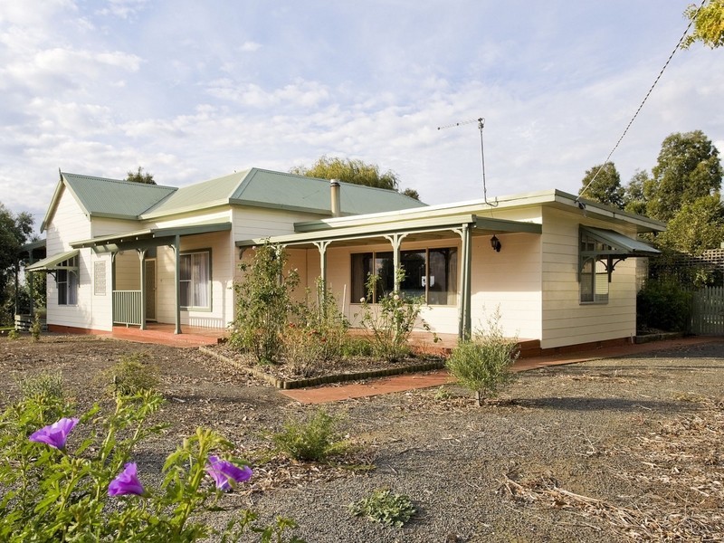 2030 Colac Ballarat Road, Beeac VIC 3251