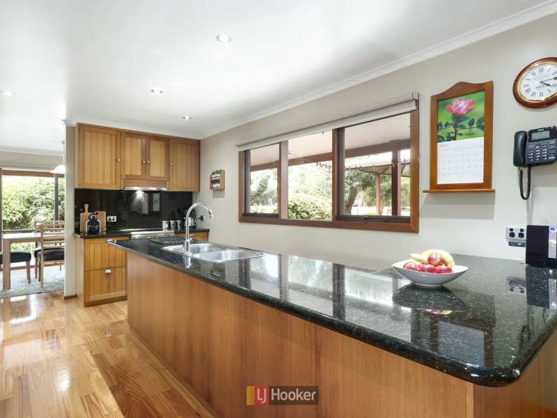 135 Aireys Street, Elliminyt VIC 3250
