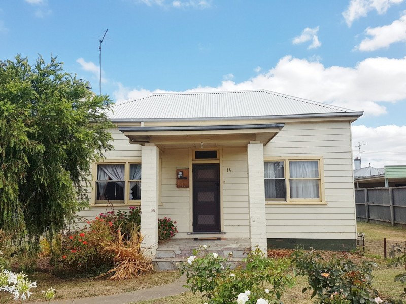 14 Marks Street, Colac VIC 3250