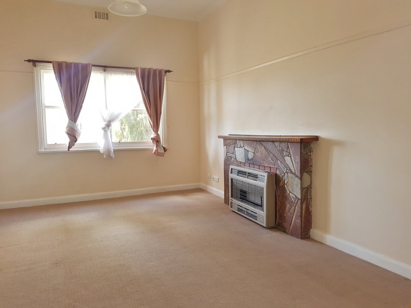 14 Marks Street, Colac VIC 3250