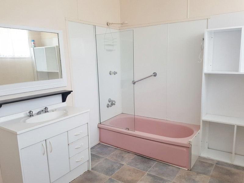 14 Marks Street, Colac VIC 3250