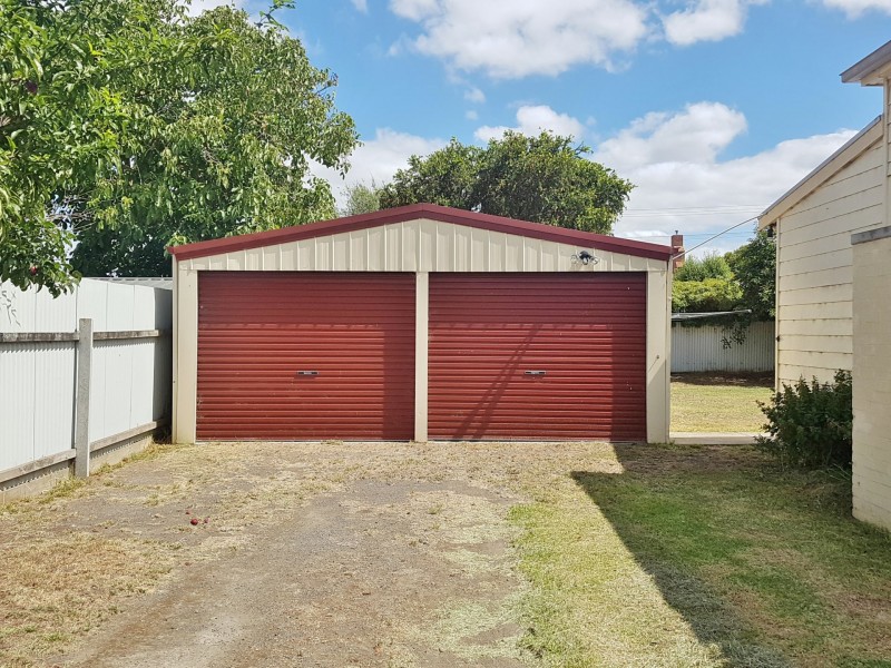14 Marks Street, Colac VIC 3250