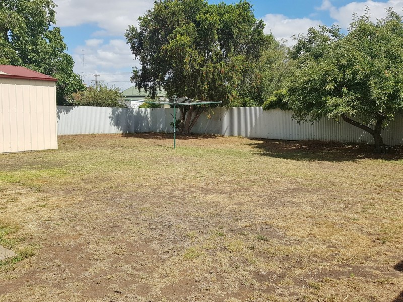 14 Marks Street, Colac VIC 3250