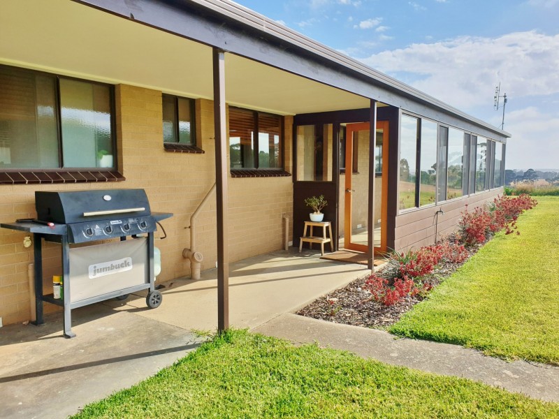 5795 Princes Highway, Warncoort VIC 3243