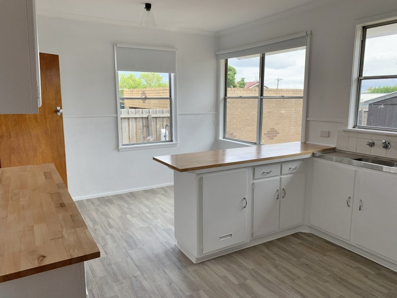 73 Moore Street, Colac VIC 3250