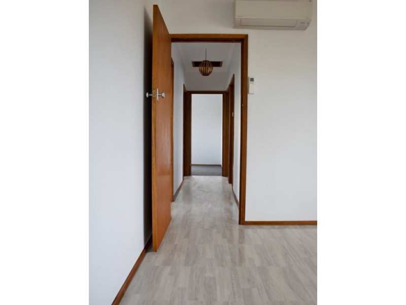 73 Moore Street, Colac VIC 3250