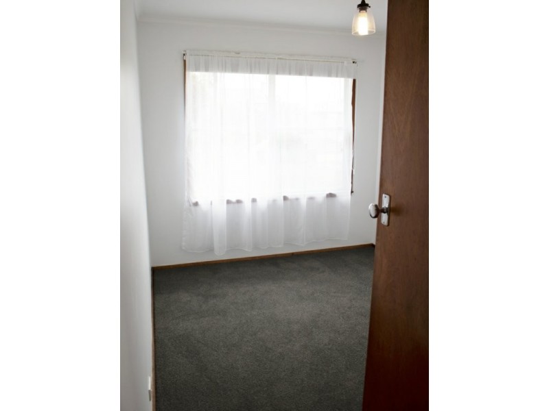 73 Moore Street, Colac VIC 3250