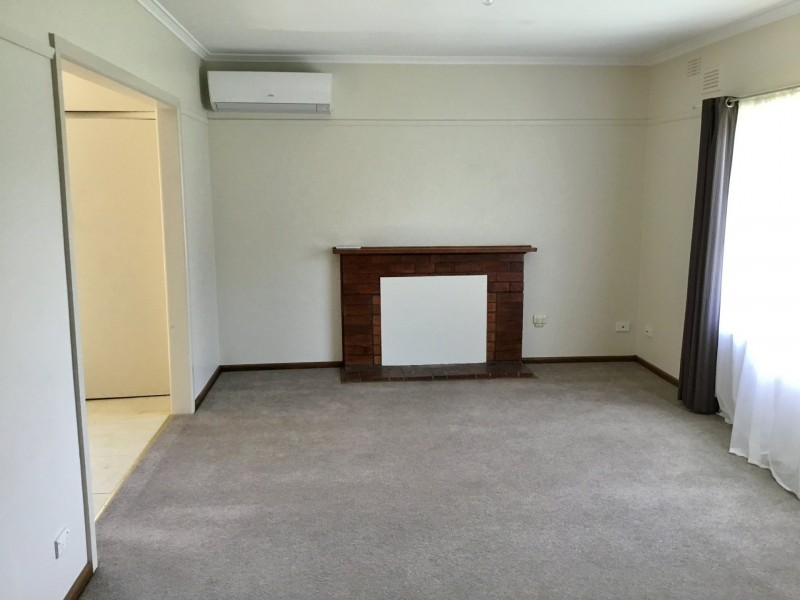 1 Princetown Road, Simpson VIC 3266