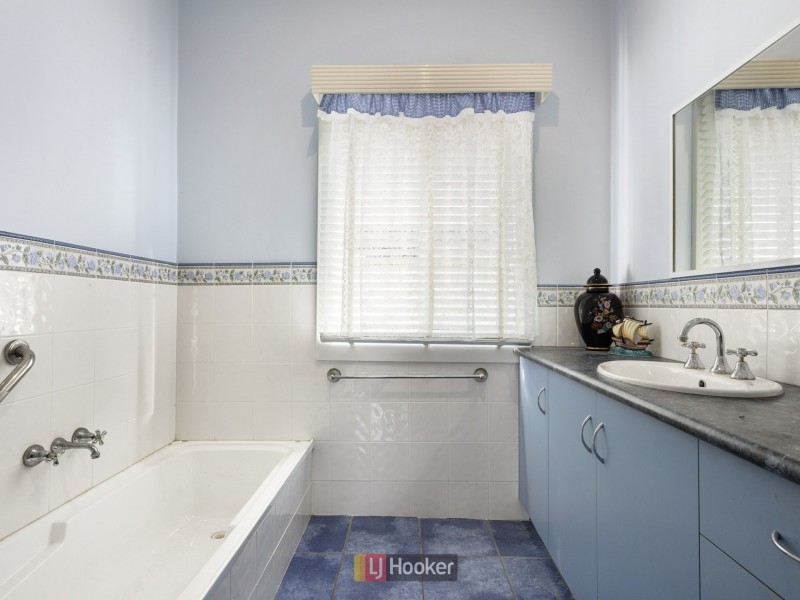 82 Bruce Street, Colac VIC 3250