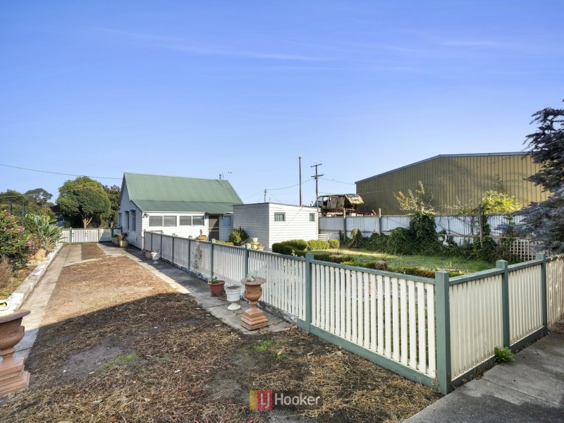 82 Bruce Street, Colac VIC 3250