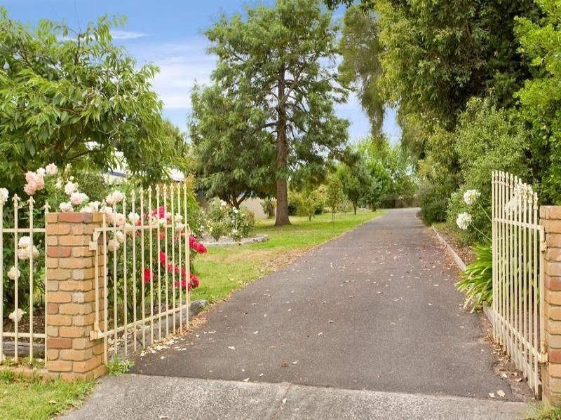 78 Harris Road, Elliminyt VIC 3250