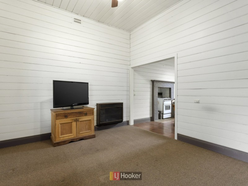 24 Gravesend Street, Colac VIC 3250