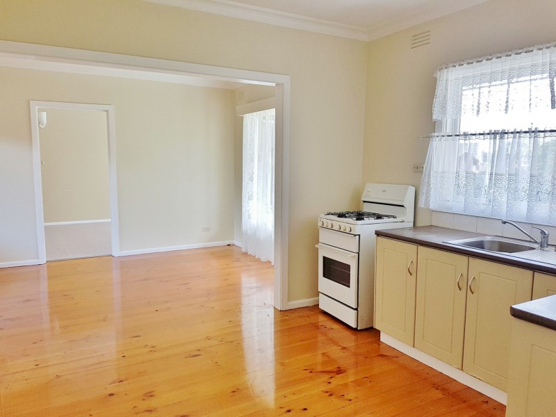 15 Quamby Avenue, Colac VIC 3250