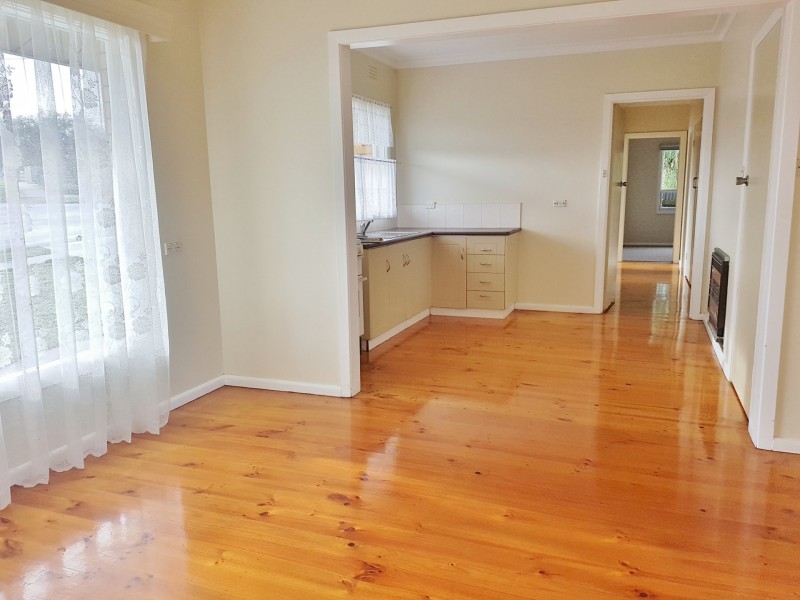 15 Quamby Avenue, Colac VIC 3250