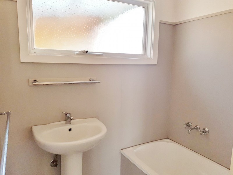 15 Quamby Avenue, Colac VIC 3250